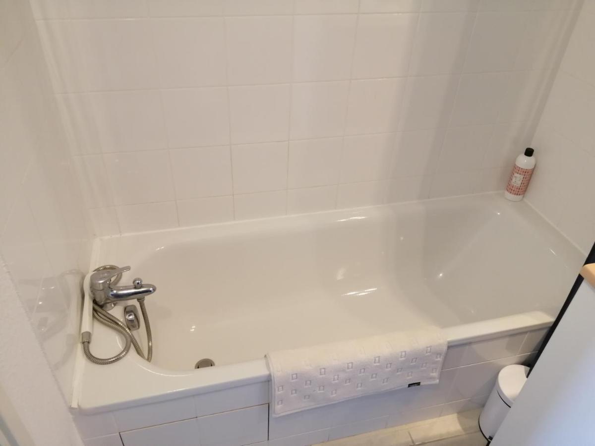 Le Cocon De Marie,Piscine, Balcon, Parking Gratuit, Baignoire Carcassonne Exterior foto